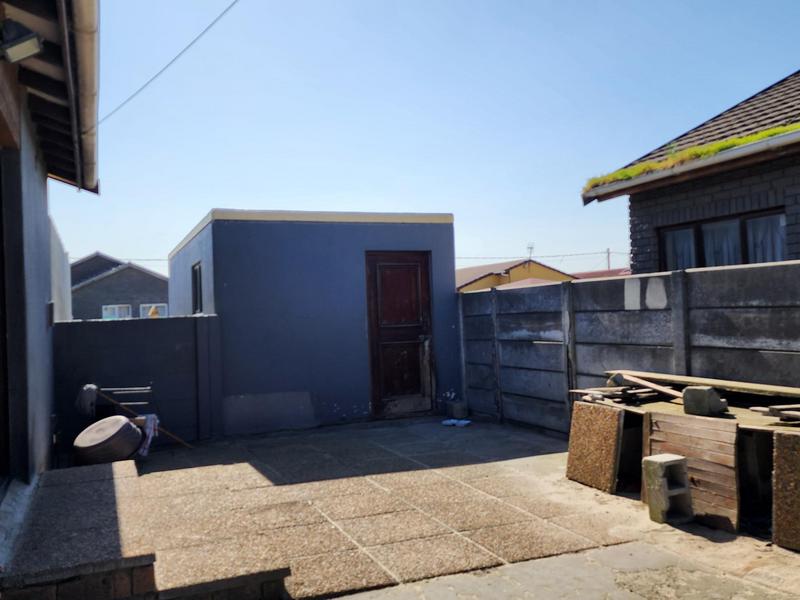 3 Bedroom Property for Sale in Khaya Western Cape